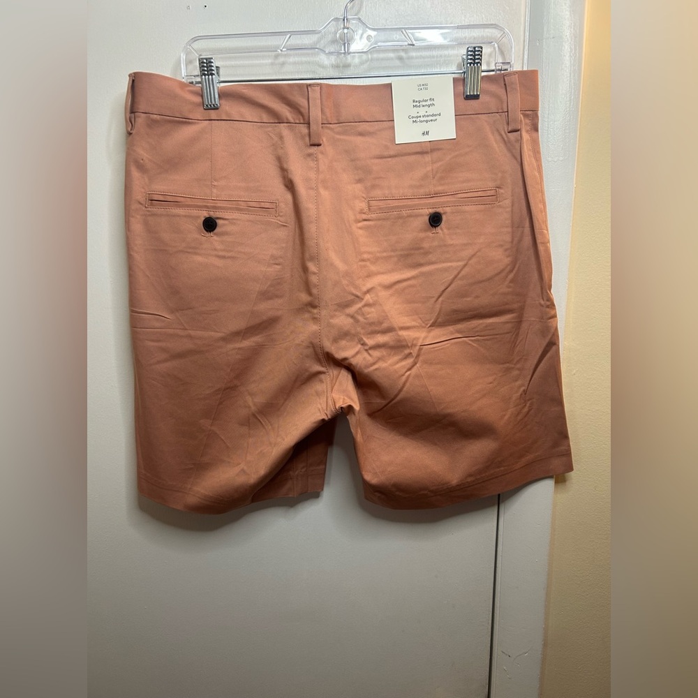 H&M Men's Peach Flat Front Shorts